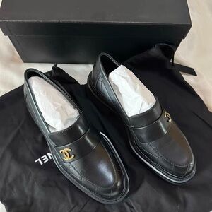 CHANEL Black Leather CC Logo Penny Loafers